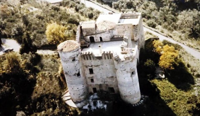 Castle for 16 Guests