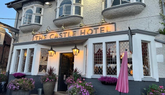 Castle Hotel