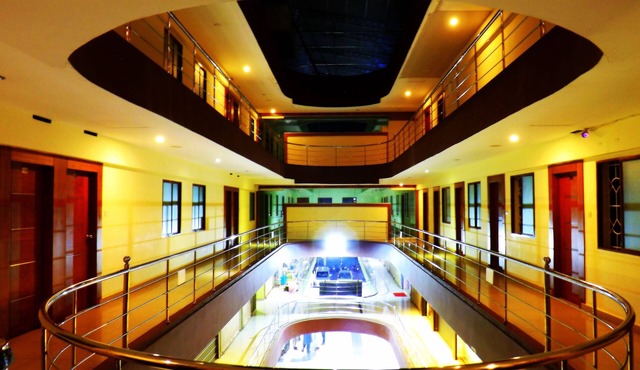 Castle International Premium Hotel