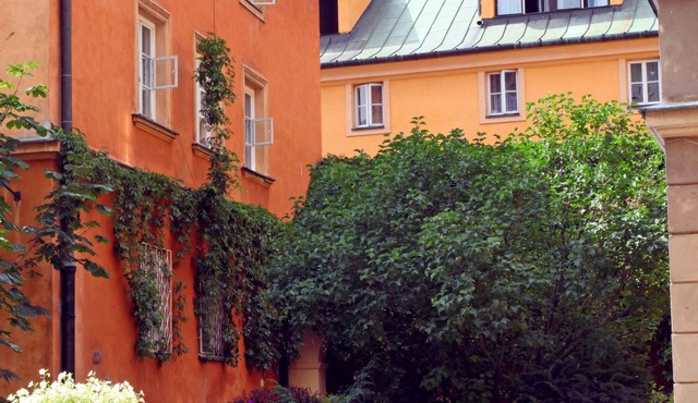 Castle Square Apartment