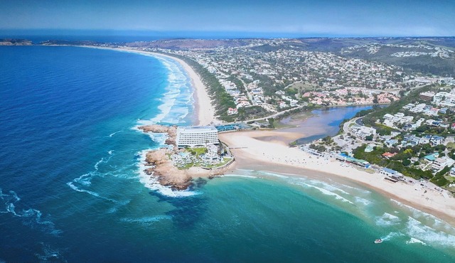 Castleton 19B Family friendly apartment, in a secure resort, in Plettenberg Bay
