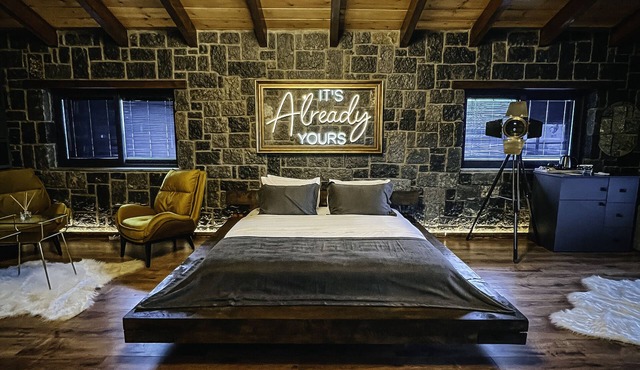 Cathan Art Hotel