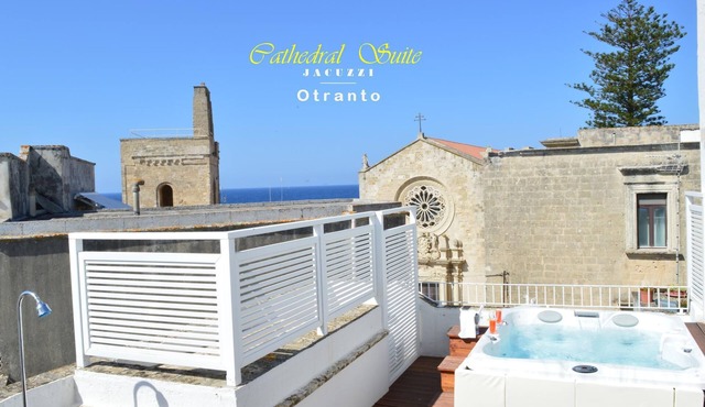 Cathedral Suite | Otranto with private rooftop JACUZZI ~ Luxury aparthotel ~