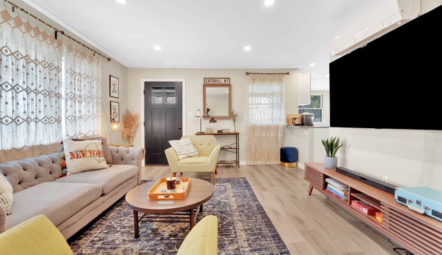 Catskill Stay w/Deck & Fire Pit