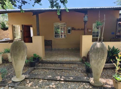 Cave View Cottages - Self catering