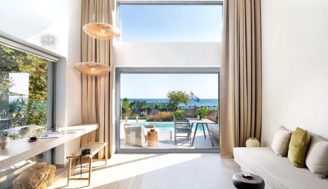 Cavo Delea Villas & Suites