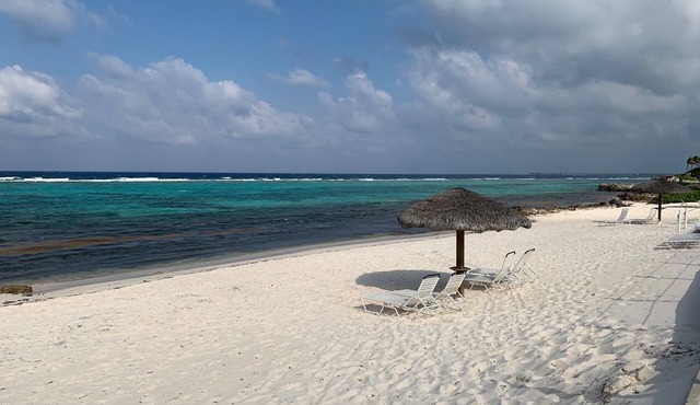 Cayman Kai, Rum Point; Quaint Oceanfront Condo With Beautiful Private Beach