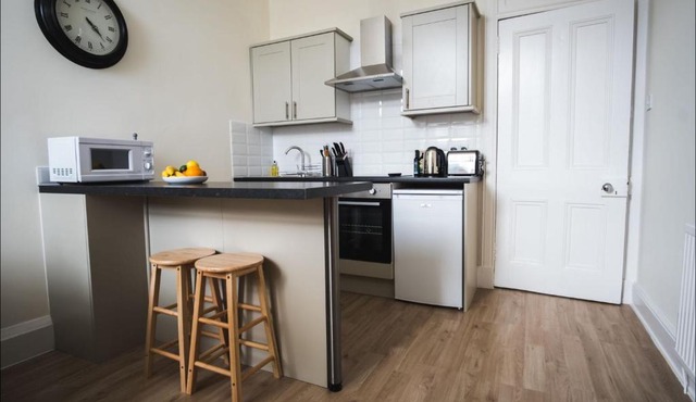 Cedar Apartment