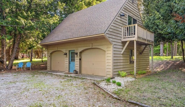 Cedar Bluff Carriage House