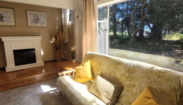 Cedar Cottage 2 Bedroom Near Lund