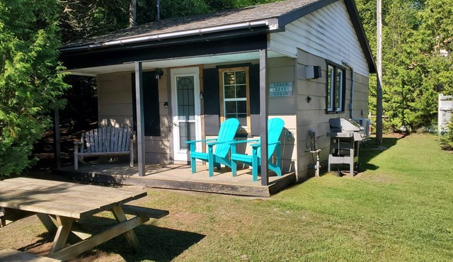 Cedar Cove Cabin Steps to Sauble Beach