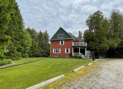 Cedar Garden Cottages
