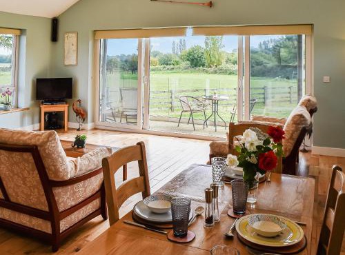 Cedar Lodge