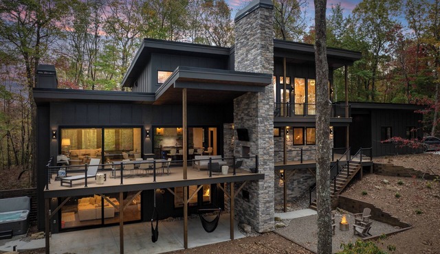 Cedar Mountain - Mountain Views, Hot Tub & Fire Pit