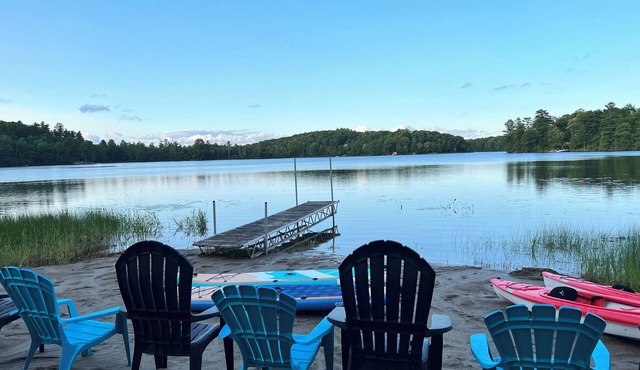 Cedar Sunrise Cottage (All Season, Lake View)