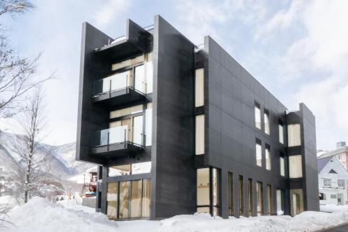 Cedars Hotel