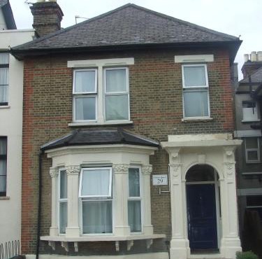 Cedars House Hotel