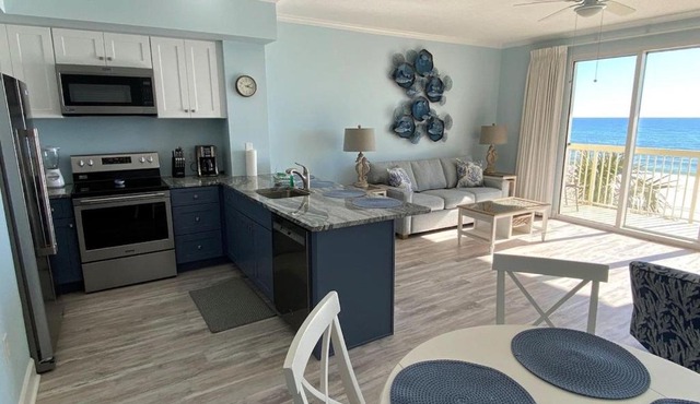 Celadon 207 beachfront 1 BR 2 BA Sleeps 6
