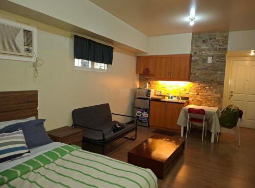 Celadon Tower- Studio with balcony near SM San Lazaro