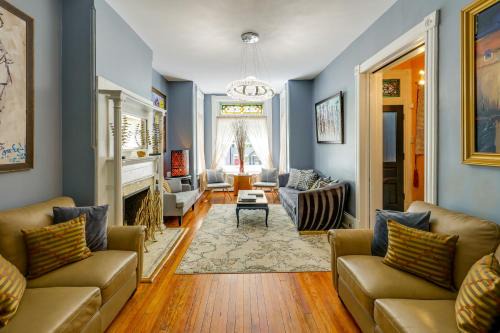 Celebrate DC250! Historic, Walkable Georgetown Gem