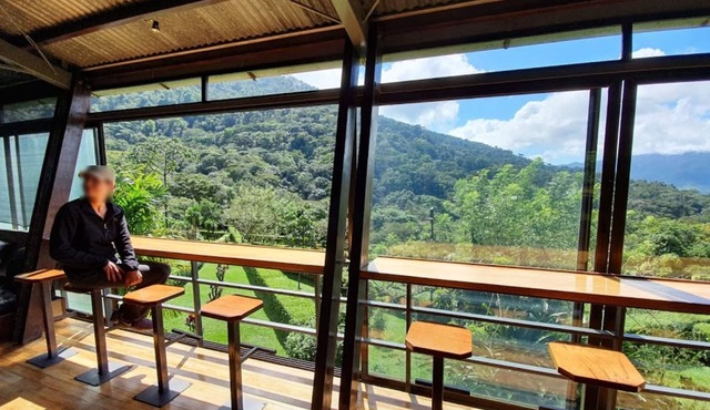 Celeste Mountain Lodge