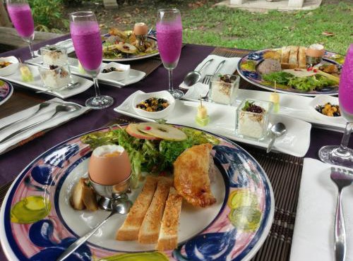 Cenacle B & B