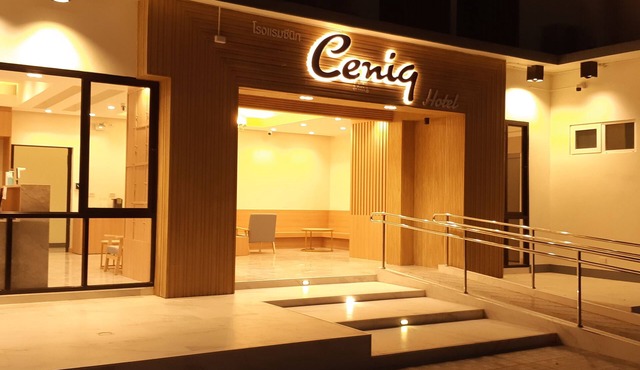 Ceniq Hotel