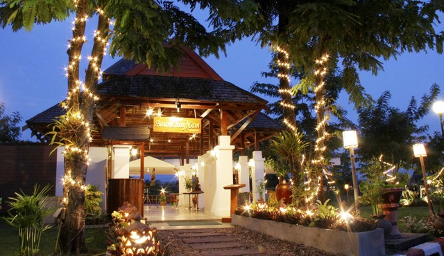 Centara Life Hotel Mae Sot