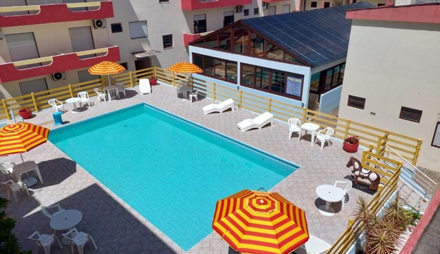 Center Hotel