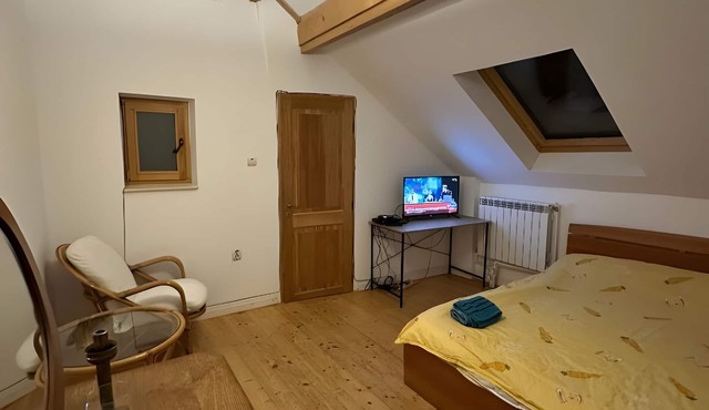 Center Studio-next to beach