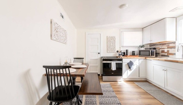 Central 1bd/1bth | 1.8 miles from Casino