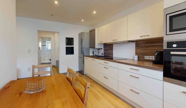 Central/2 rooms/free parking/XXL kitchen