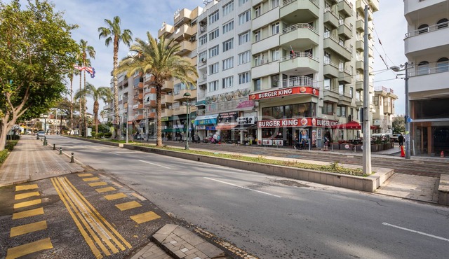 Central and Bright Home in The Old Town- Kaleiçi