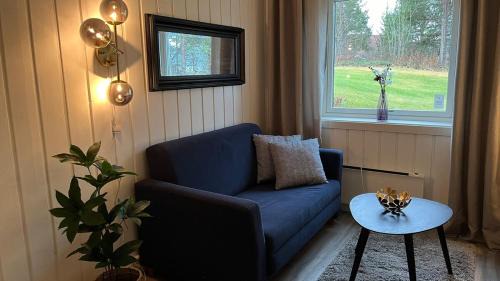Central and spacious with 3 bedrooms and beds for 10 persons