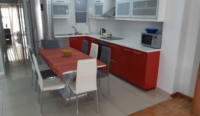 Central Apartment - Acropolis