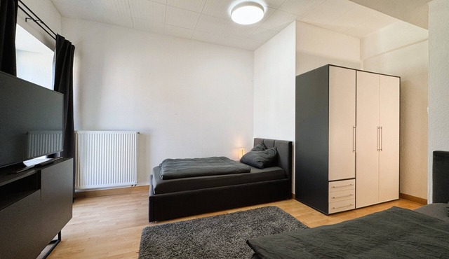 Central apartment in Düsseldorf: 2 beds, elevator, WiFi – Ideal for trade fairs
