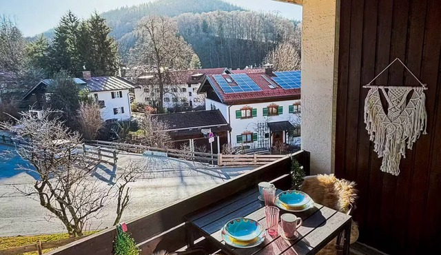 Central apartment with balcony directly on the hiking trail - Alpenperle Tegernsee