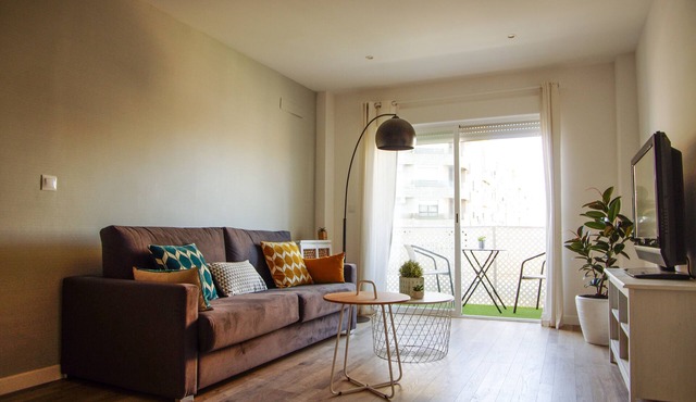 CENTRAL Apartment with PARKING INCLUDED