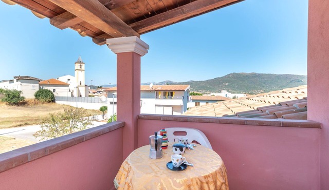 Central Apartment with Garden, Terrace & Balcony; Pets Allowed, Parking Available