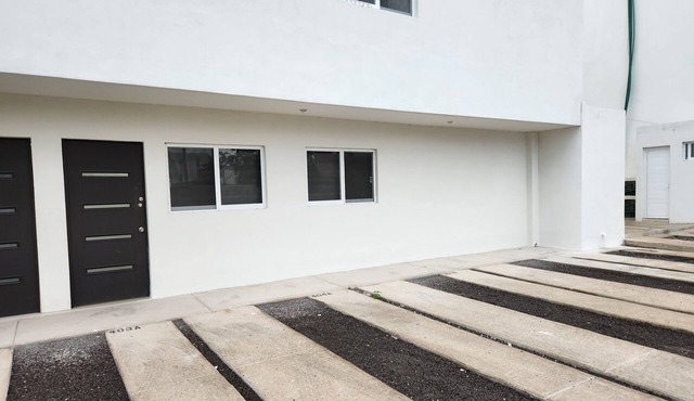 Central Apt, Ground Floor, 24h Secure Parking