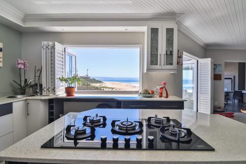 Central, Beachfront Home