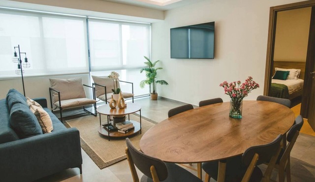 Central, bright, cozy, and elegant Benci apartment