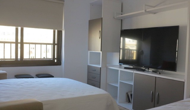 Central Charming Studio