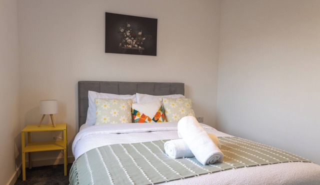 Central Coventry2 Bed House w/Parking|Fast Wi-fi