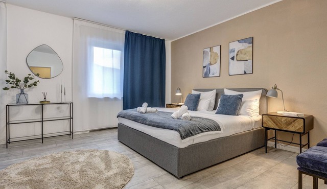 Central design apartment near the shore - 105 sqm - Parking - Kitchen - Netflix