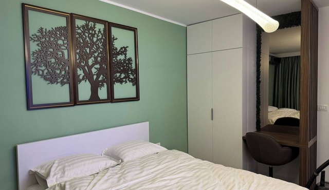 Central Green Oasis 2BR Ultracentral Apt AC
