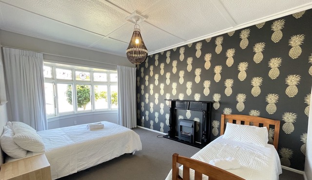 Central Petone, 5 minutes walk to the beach