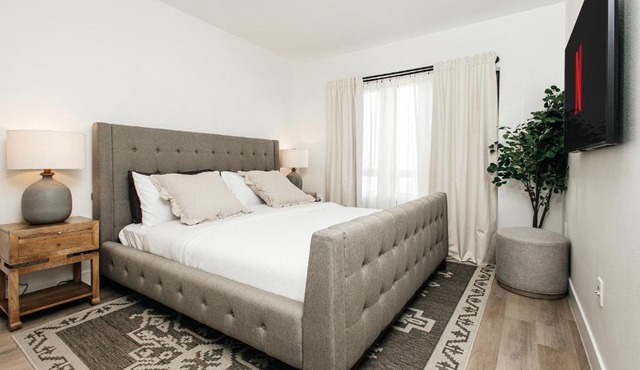 Central Quality 2 BD Apartment