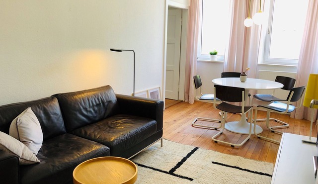 Central, quiet & new: charming apartment in the textile district