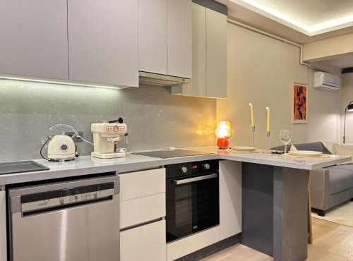 Central Şişli Gem Modern 1BR with AC